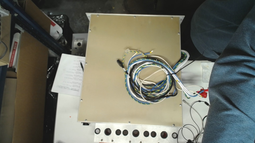 [3800BC189] POWER DISTRIBUTION UNIT