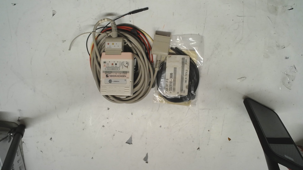 KOHDEN TEST RIG (WITH LEADS) (A1012)