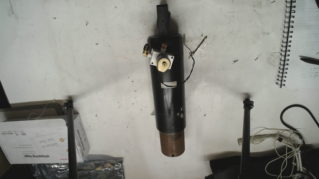 ASTEION COUCH HYDROLIC RAM (P1000)