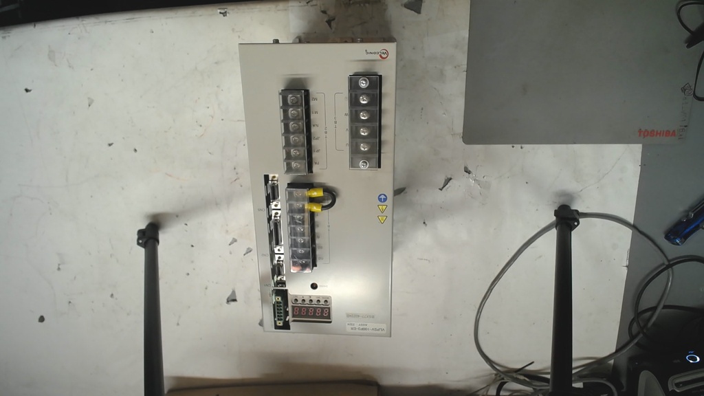 TOSHIBA SERVO AMPLIFIER